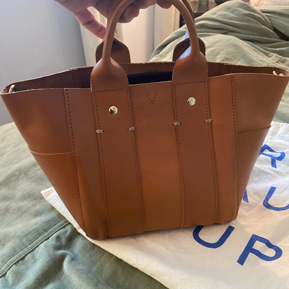 Clare V Petite Box Tote in Cuoio